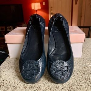 Tory Burch Navy Blue Leather Minnie Flats Size 5